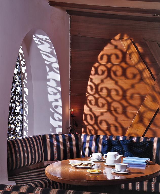 Hotel Miramonti Corvara Restaurant foto