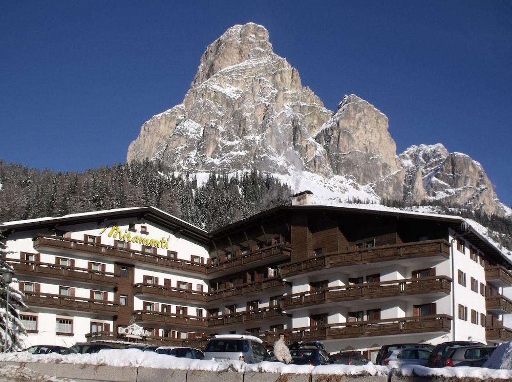 Hotel Miramonti Corvara Exterior foto